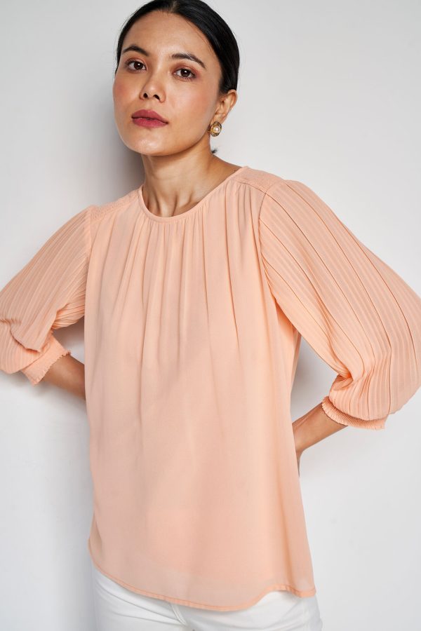 Luminous Straight Top